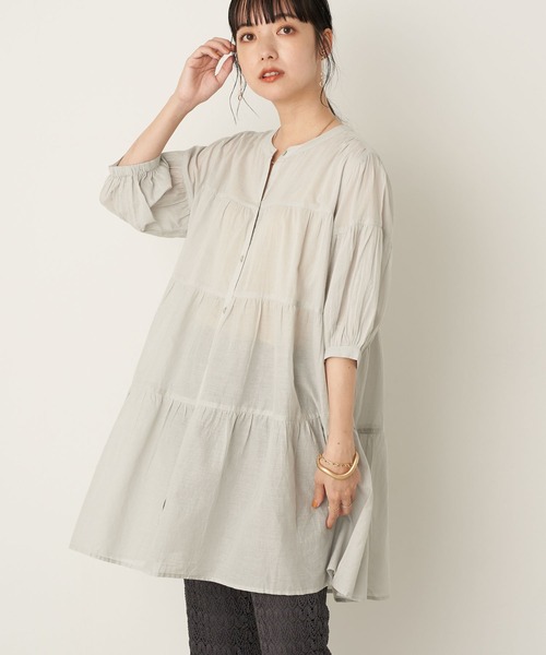 earth music&ecology（アースミュージックアンドエコロジー）の「ティアードチュニック ＊（Tシャツ/カットソー・レディース・サックスブルー/ホワイト系その他2/オフホワイト/ブラック/ピンクベージュ・FREE）」の4枚目の写真