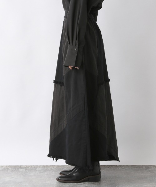 JEANASIS（ジーナシス）の「イソザイパッチワークスカート/959373（スカート・レディース・ブラック/ベージュ/カーキ・FREE）」の11枚目の写真