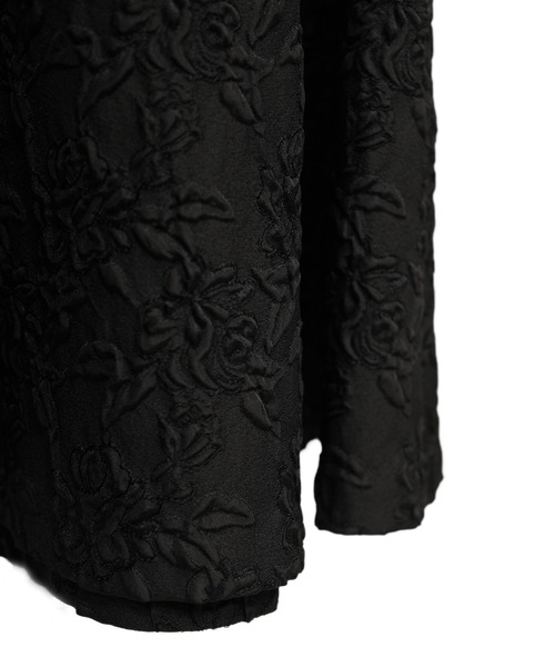 STRAWBERRY-FIELDS（ストロベリーフィールズ）の「ロゼット　スカート（スカート・レディース・ブラック/ベージュ/ワインレッド・1/2）」の5枚目の写真