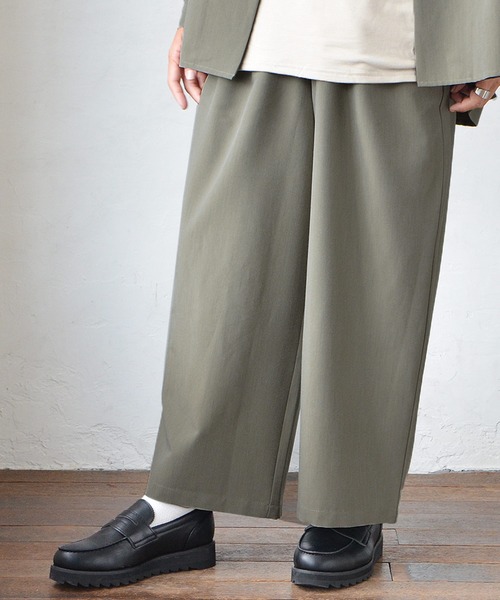 MinoriTY（マイノリティ）の「【MinoriTY】落ち感ワイドパンツ ワイドシルエット 極太スラックス メンズ イージーパンツ バギーパンツ バギースラックス 夏服【セットアップ対応】（スラックス・メンズ・カーキ/モカ/パープル系その他/チャコール/ブラック/キナリ/グリーン/ネイビー/グレー/ベージュ/グレイッシュベージュ/パープル/ブルー/モスグリーン・S/M/L）」の9枚目の写真