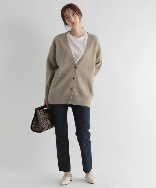 Andemiu（アンデミュウ）の「【ストレスフリー】ラクーンニットカーディガン948883（ニット/セーター・レディース・ブラック/ベージュ/ブラウン・FREE）」の17枚目の写真