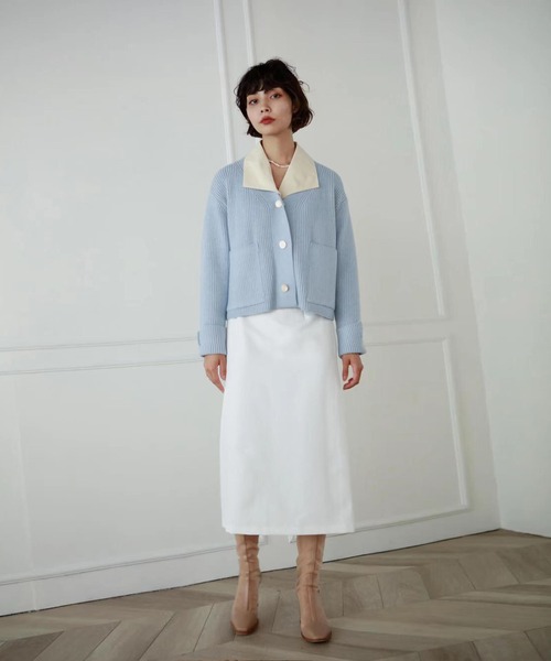 Leja（レジャ）の「【LEJA】ビジューボタンリブニットショートカーディガン（ニット/セーター・レディース・イエロー/ブルー/キャメル・FREE）」の10枚目の写真