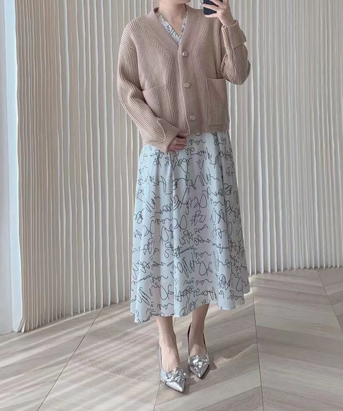 Leja（レジャ）の「【LEJA】ビジューボタンリブニットショートカーディガン（ニット/セーター・レディース・イエロー/ブルー/キャメル・FREE）」の17枚目の写真