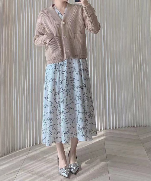 Leja（レジャ）の「【LEJA】ビジューボタンリブニットショートカーディガン（ニット/セーター・レディース・イエロー/ブルー/キャメル・FREE）」の14枚目の写真