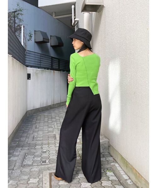 EMODA(エモダ)の「カルゼワイドパンツ(その他パンツ・レディース・ホワイト/ブラック/ブルー/ブラウン・SMALL/MEDIUM)」の14枚目の写真