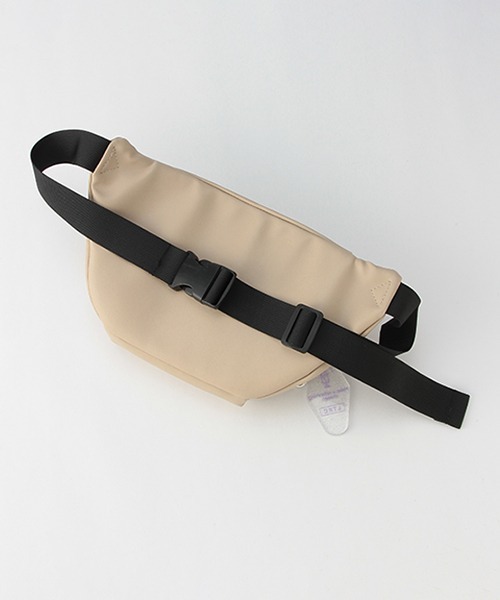 LOVETOXIC(ラブトキシック)の「合皮ウエストBAG(ボディバッグ/ウエストポーチ・キッズ・ベージュ/ラベンダー/ブラック・FREE)」の7枚目の写真