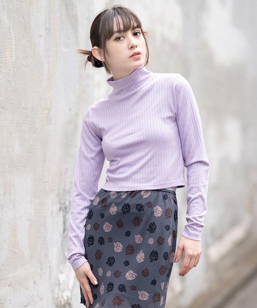 X-girl(エックスガール)の「GLITTER HIGH NECK TOP(Tシャツ/カットソー・レディース・ホワイト/ブラック/ライトパープル・S/M)」の1枚目の写真