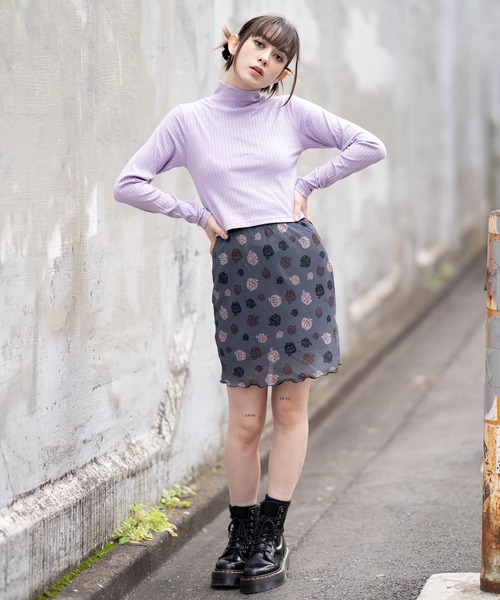 X-girl(エックスガール)の「GLITTER HIGH NECK TOP(Tシャツ/カットソー・レディース・ホワイト/ブラック/ライトパープル・S/M)」の10枚目の写真