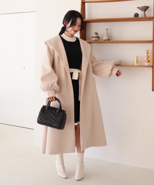 MIIA（ミーア）の「ショールカラーコート（ダウンジャケット/コート・レディース・ブラック/ベージュ/ピンク・FREE）」の4枚目の写真