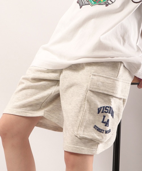 VISION STREET WEAR(ヴィジョンストリートウェア)の「VISION STREET WEAR 発泡ロゴ裏毛カーゴスウェットショーツ(カーゴパンツ・メンズ・チャコールグレー/ネイビー/グリーン/キナリ・LL/M/L)」の2枚目の写真
