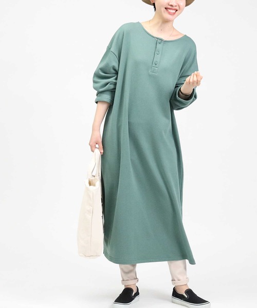 HONEYSUCKLE ROSE（ハニーサックルローズ）の「【HONEYSUCKLE ROSE】ヘンリーネックワンピース（ワンピース・レディース・オリーブ/ベージュ/ダークグレー・M/L）」の3枚目の写真