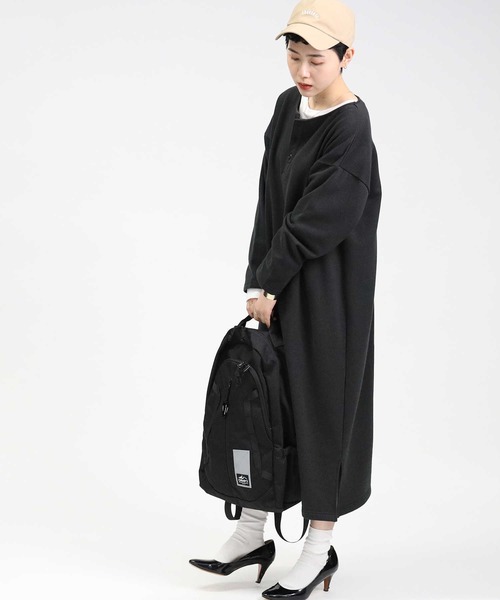 HONEYSUCKLE ROSE（ハニーサックルローズ）の「【HONEYSUCKLE ROSE】ヘンリーネックワンピース（ワンピース・レディース・オリーブ/ベージュ/ダークグレー・M/L）」の2枚目の写真