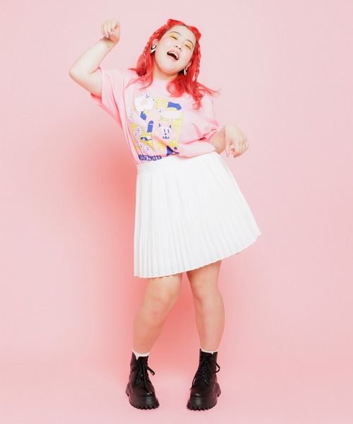 PUNYUS（プニュズ）の「クリスタルプリーツフレアミニスカート（スカート・レディース・ブラック/ピンク/ホワイト・4/3/2/1）」の20枚目の写真