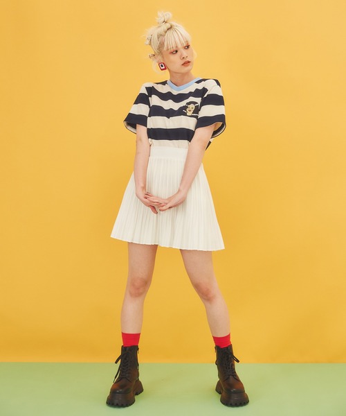 PUNYUS（プニュズ）の「クリスタルプリーツフレアミニスカート（スカート・レディース・ブラック/ピンク/ホワイト・4/3/2/1）」の22枚目の写真