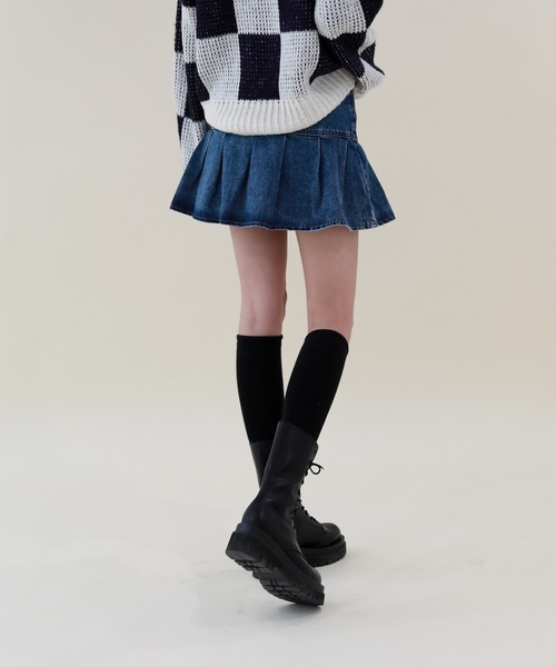 by muni:r(バイ ムニール)の「デニムプリーツスカートパンツ(デニムスカート・レディース・ブルー・SMALL/MEDIUM)」の7枚目の写真