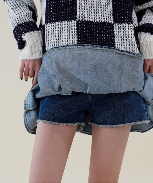 by muni:r(バイ ムニール)の「デニムプリーツスカートパンツ(デニムスカート・レディース・ブルー・SMALL/MEDIUM)」の5枚目の写真
