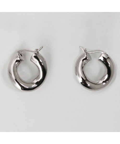 select MOCA（セレクトモカ）の「ツイストフープピアス（ピアス（両耳用）・レディース・シルバー/ゴールド・FREE）」の10枚目の写真