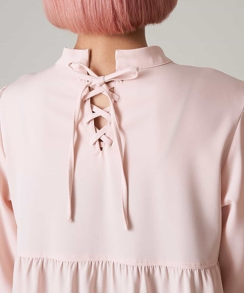 A de a.v.v(アードアー・ヴェ・ヴェ)の「ピンタックフレア―ワンピ―ス(ワンピース・レディース・ホワイト/ライトピンク・39)」の9枚目の写真