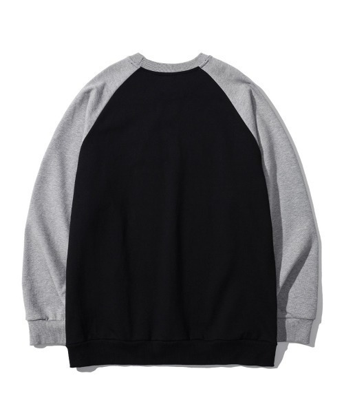 FCMM(エフシーエムエム)の「LOOSE FIT COLOR BLOCK SWEATSHIRTS/ルーズフィットカラーブロックスウェットシャツ(スウェット・メンズ・チャコールグレー/ブラック/オリーブ・MEDIUM/LARGE)」の4枚目の写真