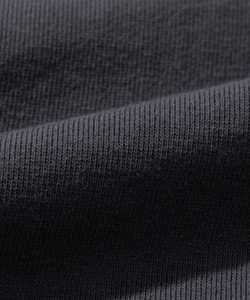 FCMM(エフシーエムエム)の「LOOSE FIT COLOR BLOCK SWEATSHIRTS/ルーズフィットカラーブロックスウェットシャツ(スウェット・メンズ・チャコールグレー/ブラック/オリーブ・MEDIUM/LARGE)」の14枚目の写真