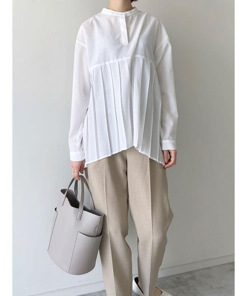 Samansa Mos2 blue（サマンサモスモスブルー）の「プリーツ切替ブラウス（シャツ/ブラウス・レディース・ブラック/オフホワイト/ライトベージュ・ﾌﾘ-）」の5枚目の写真