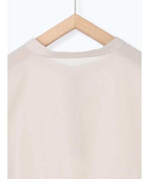 Samansa Mos2 blue（サマンサモスモスブルー）の「プリーツ切替ブラウス（シャツ/ブラウス・レディース・ブラック/オフホワイト/ライトベージュ・ﾌﾘ-）」の8枚目の写真