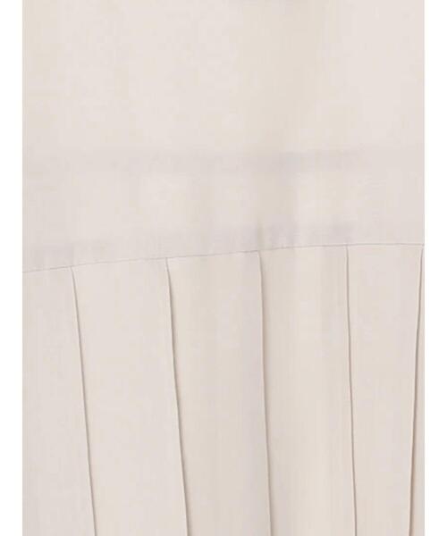 Samansa Mos2 blue（サマンサモスモスブルー）の「プリーツ切替ブラウス（シャツ/ブラウス・レディース・ブラック/オフホワイト/ライトベージュ・ﾌﾘ-）」の7枚目の写真