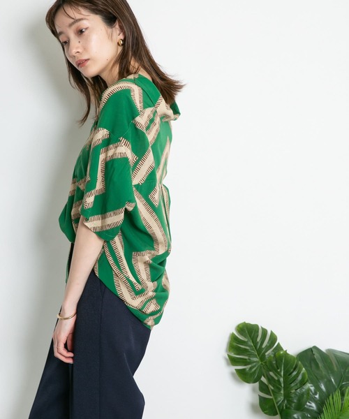 KBF（ケイビーエフ）の「メイズパターンオープンカラーシャツ（シャツ/ブラウス・レディース・ホワイト系その他/グリーン系その他・ONE）」の19枚目の写真