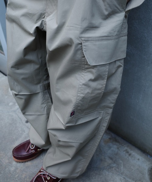 WHO'S WHO gallery(フーズフーギャラリー)の「COOPERパラシュートパンツ(カーゴパンツ・メンズ・ブラック/カーキ/サンドベージュ・FREE)」の12枚目の写真