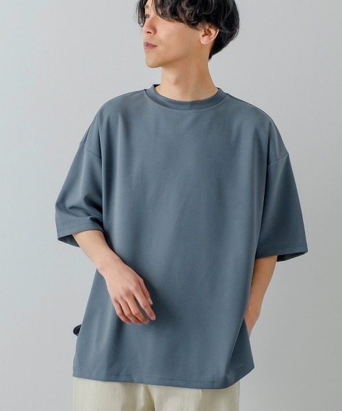 improves(インプローブス)の「カットジョーゼット オーバーサイズ ワイドモックネック Tシャツ セットアップ対応(Tシャツ/カットソー・メンズ・ブラック/ネイビー/グレー/ベージュ/サックスブルー/ライトグレー・LARGE/MEDIUM)」の6枚目の写真