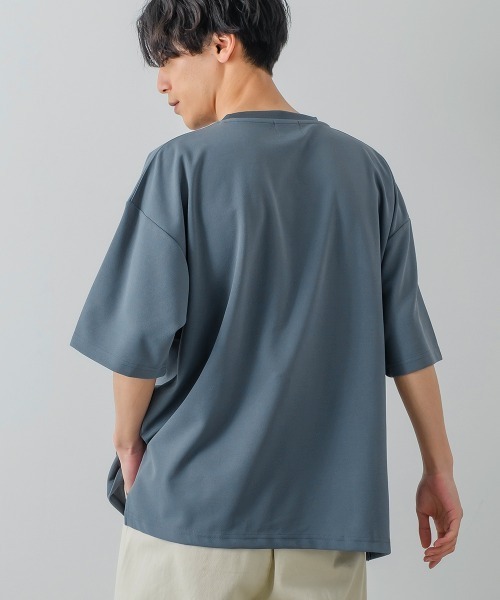 improves(インプローブス)の「カットジョーゼット オーバーサイズ ワイドモックネック Tシャツ セットアップ対応(Tシャツ/カットソー・メンズ・ブラック/ネイビー/グレー/ベージュ/サックスブルー/ライトグレー・LARGE/MEDIUM)」の10枚目の写真