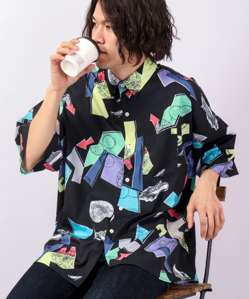 FUNALIVE（ファンアライブ）の「とろみレトロ総柄プリント半袖ビッグシャツ（シャツ/ブラウス・メンズ・モカ/ネイビー/サックスブルー/ブラック系その他/ホワイト/ベージュ/イエロー/キナリ/グリーン/ブラック・M/L/XL）」の14枚目の写真