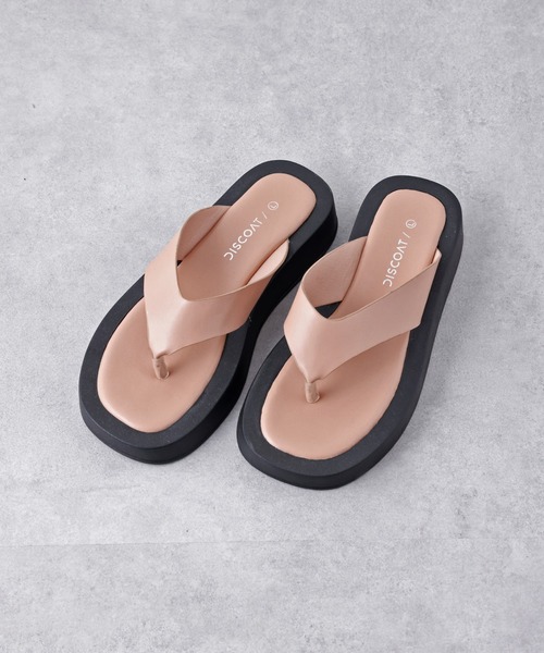 DISCOAT（ディスコート）の「プラットフォームトングサンダル（サンダル・レディース・オフホワイト/ブラック/ベージュ・SMALL/MEDIUM/LARGE）」の22枚目の写真
