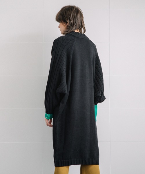 AULA AILA（アウラアイラ）の「ハーフジップビッグニットワンピース（ワンピース・レディース・アイボリー/ブラック/ブルー・0）」の17枚目の写真