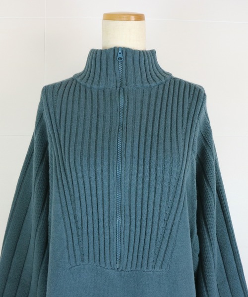 AULA AILA（アウラアイラ）の「ハーフジップビッグニットワンピース（ワンピース・レディース・アイボリー/ブラック/ブルー・0）」の12枚目の写真