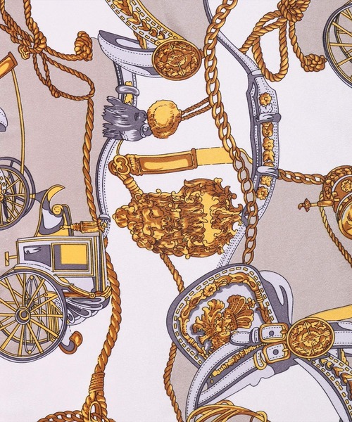 BAYBLO（ベイブロ）の「(CR)【ユニセックス】馬車 柄 プリント スカーフ[70cm×70cm]（バンダナ/スカーフ・レディース・グレー/ネイビー/レッド/ブラック/ブラウン・ONE SIZE）」の14枚目の写真