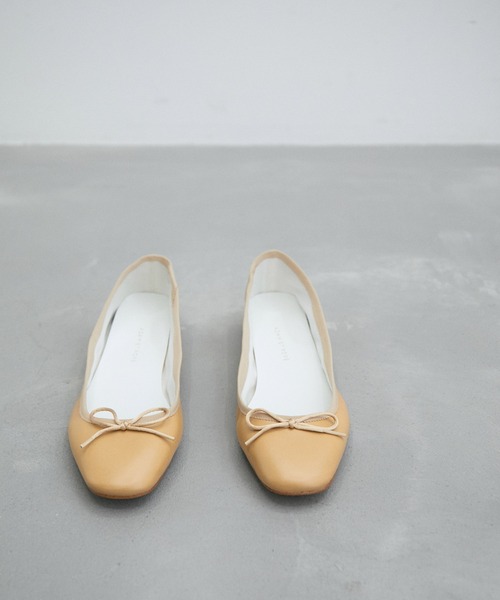 ADAM ET ROPE'（アダムエロペ）の「〈追加〉【サステナブル】メタリックバレエ（バレエシューズ・レディース・シルバー/オレンジ/ブラック/ベージュ・23.0cm/24.0cm/22.5cm/24.5cm/23.5cm）」の20枚目の写真