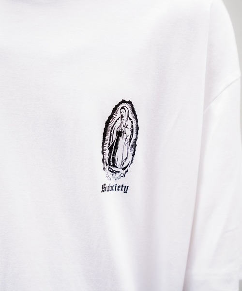 Subciety（サブサエティ）の「MARIA TEE（Tシャツ/カットソー・メンズ・ブラック/ホワイト×ゴールド/ホワイト/ブラック×ゴールド/ブラック×レッド/ブラック×ブラック/レッド/インディゴブルー/ブラック×ピンク/ホワイト系その他2/ブラック×ブルー・LARGE/SMALL/X-LARGE/XX-LARGE/MEDIUM）」の12枚目の写真