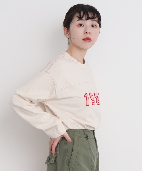 CHILD WOMAN(チャイルドウーマン)の「オーガニック天竺 1987フェルト刺繍Tシャツ(Tシャツ/カットソー・レディース・アイボリー/ネイビー/ピンク・FREE)」の7枚目の写真