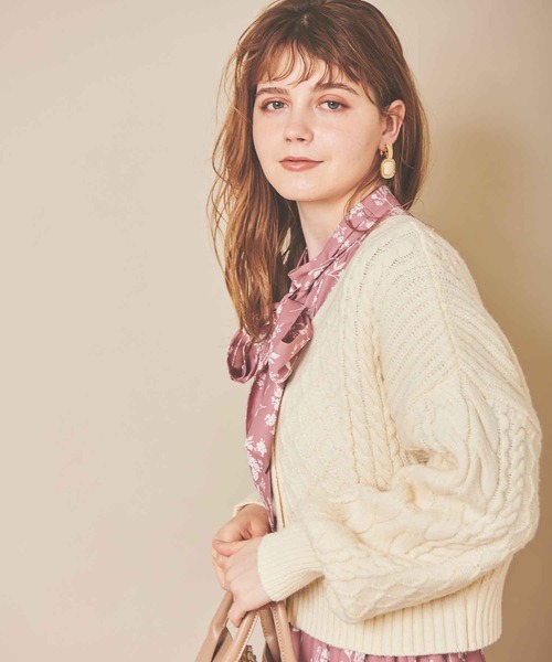 31 Sons de mode（トランテアン　ソン　ドゥ　モード）の「ミニ丈ケーブルカーディガン（カーディガン/ボレロ・レディース・オフホワイト/ライトグリーン/モカ・36）」の21枚目の写真