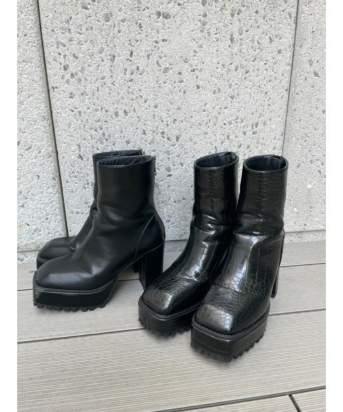 ENVYM（アンビー）の「バックジップショートＢＯＯＴＳ（ブーツ・レディース・ブラック/その他・22.5cm/23.5cm/24.5cm）」の5枚目の写真