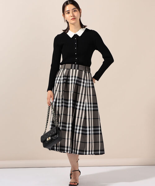 NOLLEY’S（ノーリーズ）の「パール釦 衿付きリブカーディガン（カーディガン/ボレロ・レディース・ブラック/ピンク/アイボリー・38）」の10枚目の写真