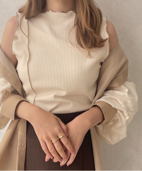 apres jour clair（アプレジュールクレア）の「【apres jour clair】アシメメローリブカットタンク【ZOZOTOWN限定アイテム】（タンクトップ・レディース・アイボリー/ライトベージュ/ベージュ・X-LARGE/フリー）」の21枚目の写真