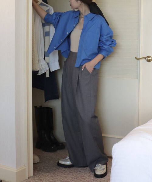 fredy emue（フレディエミュ）の「スラックスセンタープレスパンツ（その他パンツ・レディース・ベージュ/グレー/ブラック系その他・38/36）」の8枚目の写真