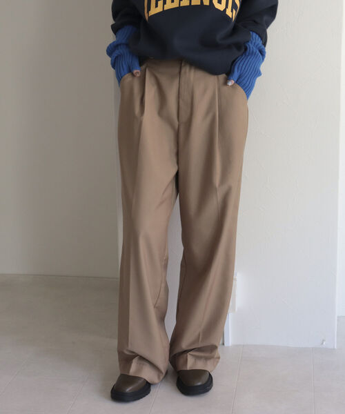 fredy emue（フレディエミュ）の「スラックスセンタープレスパンツ（その他パンツ・レディース・ベージュ/グレー/ブラック系その他・38/36）」の3枚目の写真