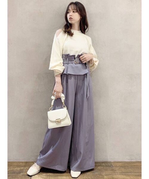 dazzlin（ダズリン）の「ウエストペプラムワイドパンツ（その他パンツ・レディース・ブラウン/ベージュ/パープル・SMALL/MEDIUM）」の4枚目の写真
