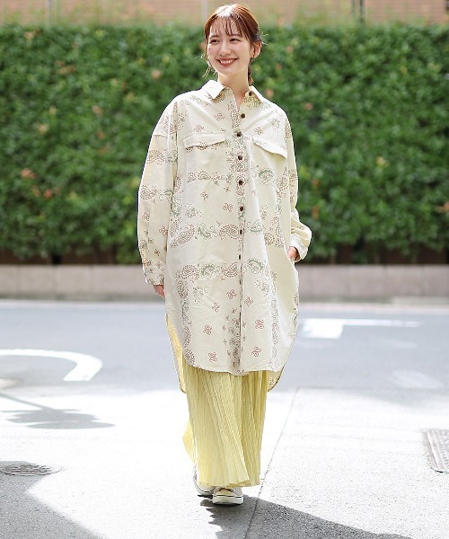 チチカカ（チチカカ）の「ビッグバンダナシャツワンピース（シャツワンピース・レディース・ネイビー/アイボリー/ベージュ・FREE）」の4枚目の写真