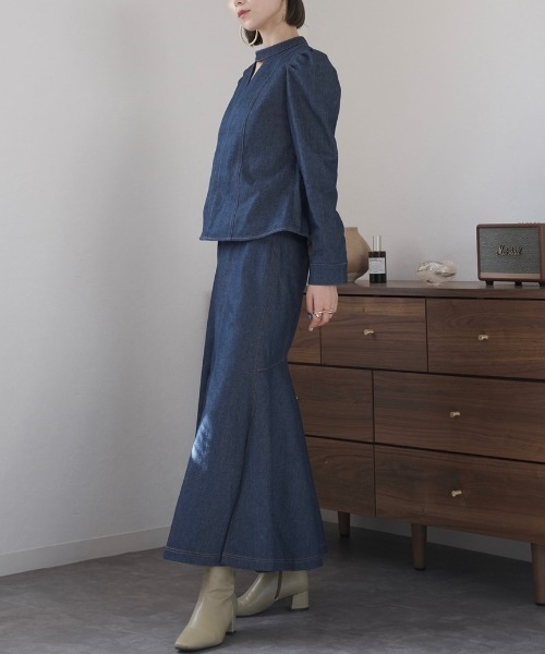 Reurie'(レウリィ)の「デニムブラウス(セットアップ対応)(シャツ/ブラウス・レディース・ブラック/インディゴブルー・FREE)」の3枚目の写真