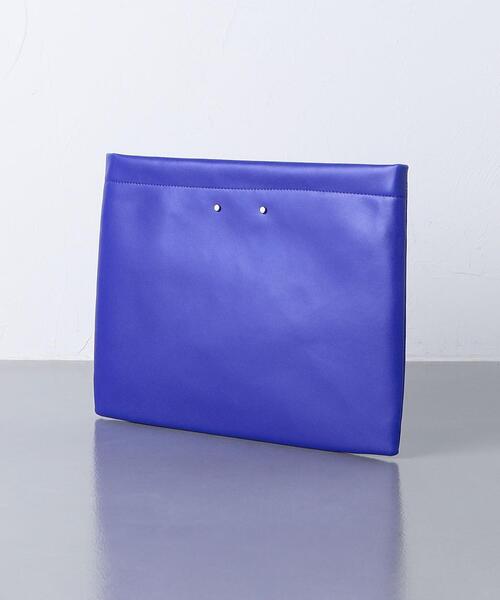 UNITED ARROWS（ユナイテッドアローズ）の「リサイクルレザー クラッチバッグ（クラッチバッグ・メンズ・ブラック/レッド/コバルトブルー・FREE）」の4枚目の写真
