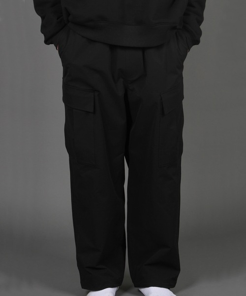 FORTUNA HOMME（フォルトゥナオム）の「FORTUNAHOMME ECOTEC StretchCargo PT（カーゴパンツ・メンズ・ブラック・1/2）」の8枚目の写真